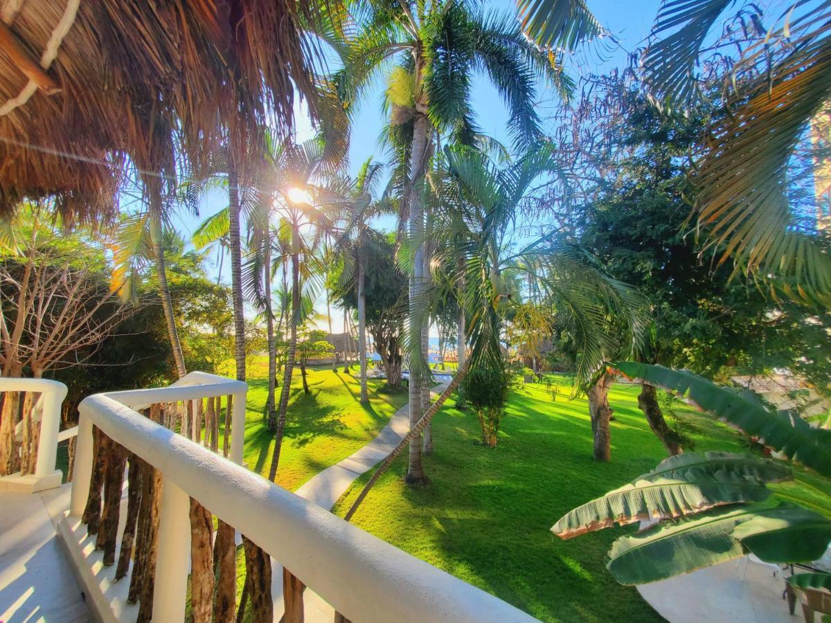 Hotel Ysuri San Pancho San Francisco  Bagian luar foto